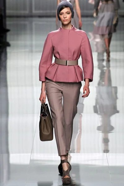 Look 22